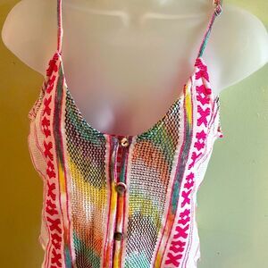 en crème tank top size small